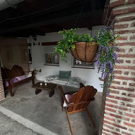 La Cerra -tiny-house Apartman